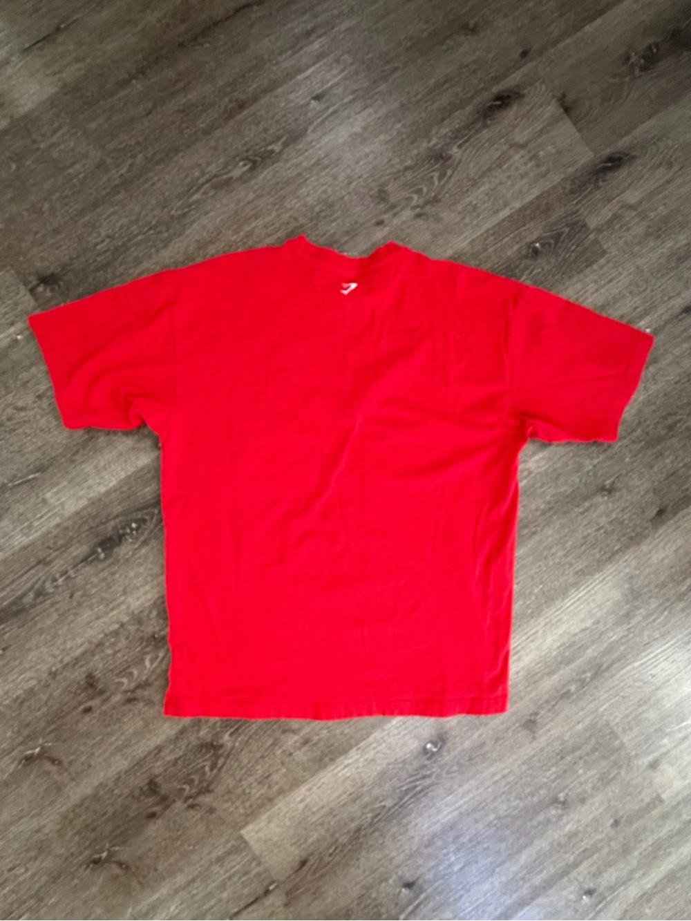 Gymshark Red Short-Sleeve Logo Tee - Picture 3 of 4